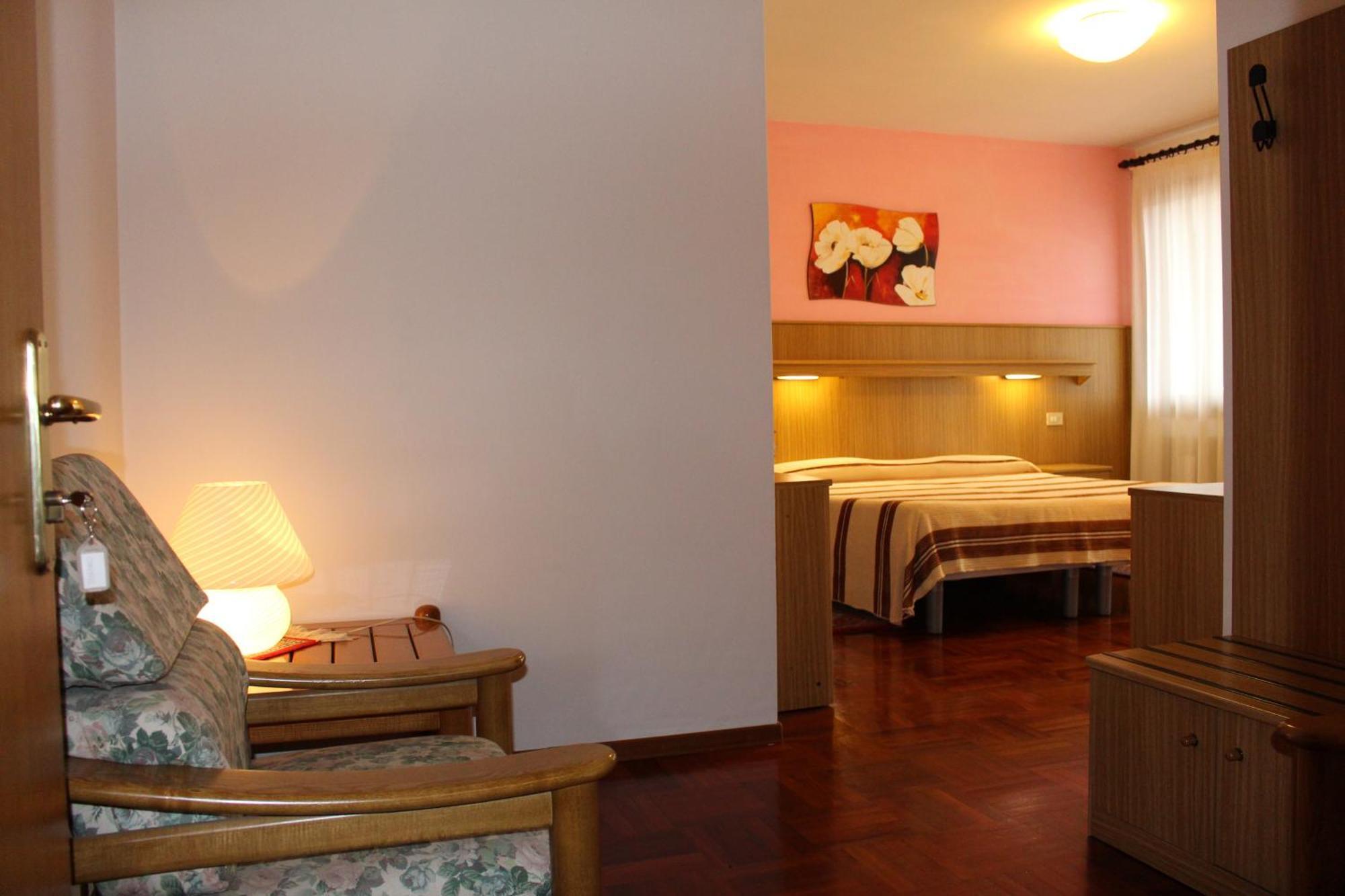 Hotel Ristorante Dotto Varago Room photo