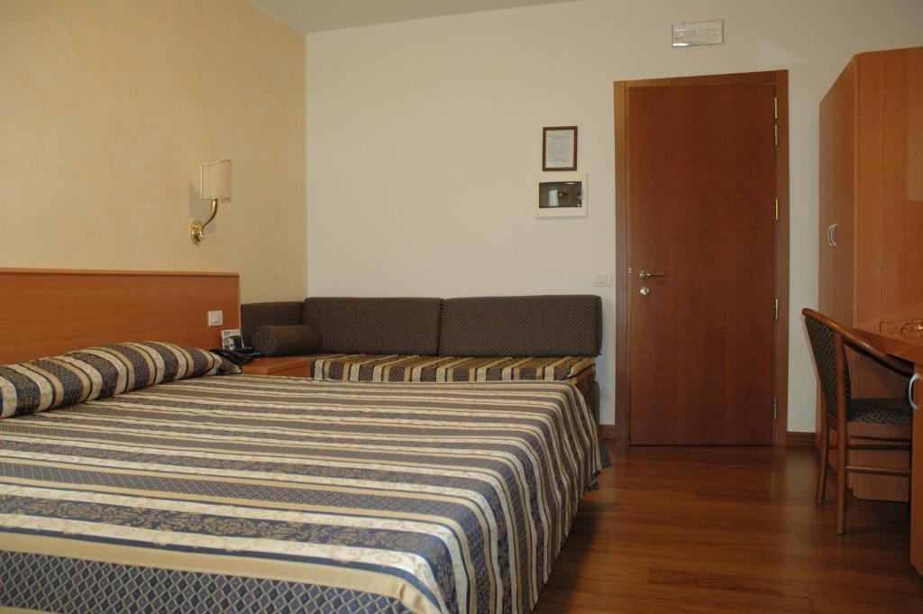 Hotel Ristorante Dotto Varago Room photo