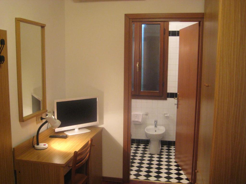 Hotel Ristorante Dotto Varago Room photo